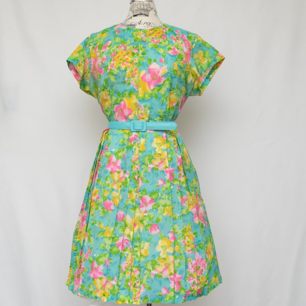 1950s Tropical Flower Pleated Dress